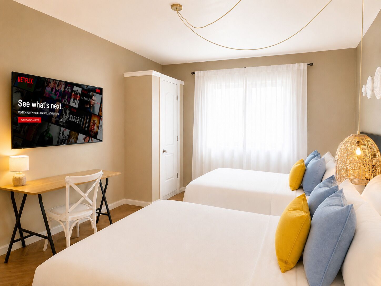  Deluxe Quadruple Room