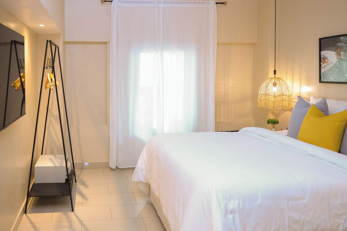 Hypo-allergenic bedding, down duvets, in-room safe, laptop workspace