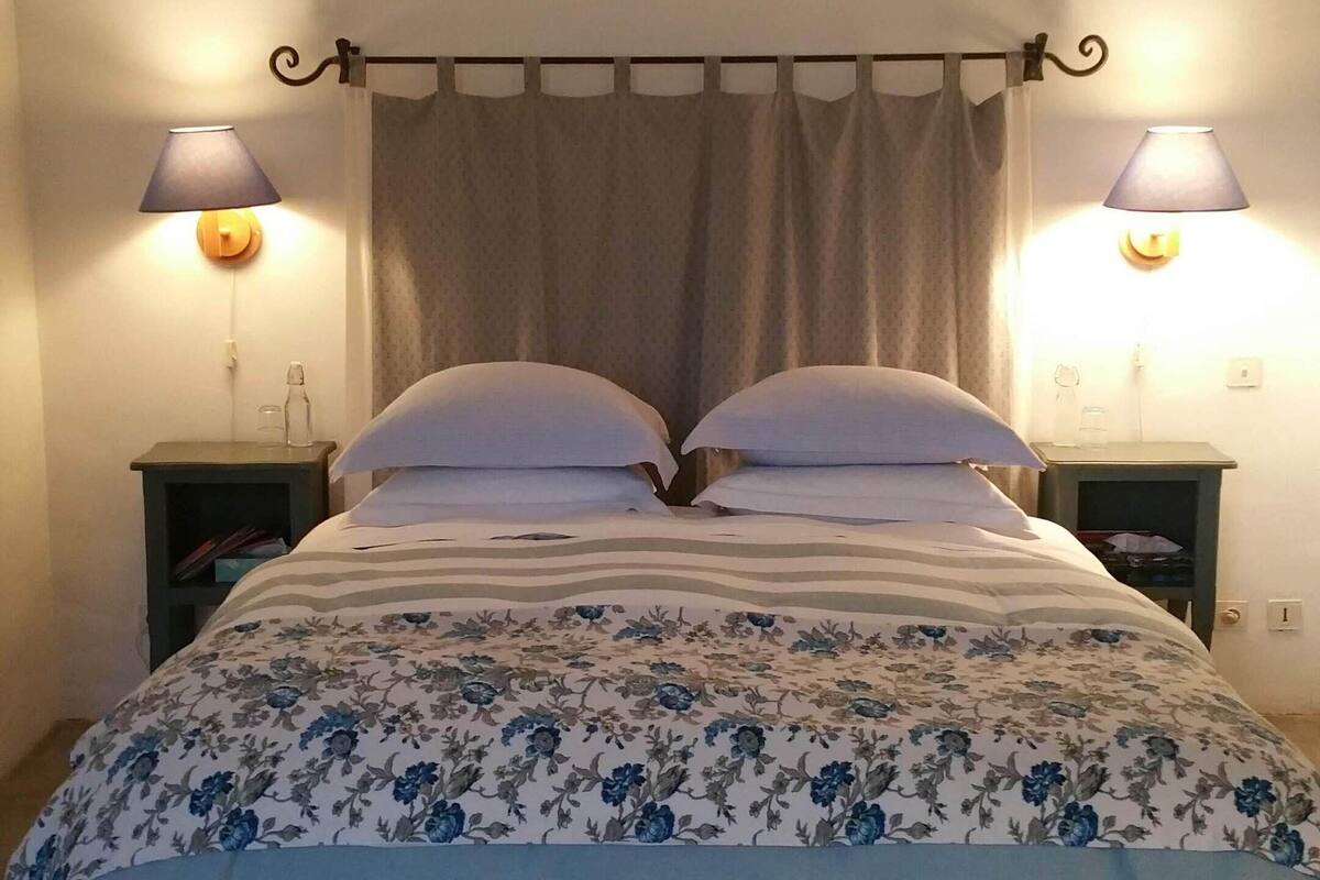 Twin Room (Deluxe Twins)