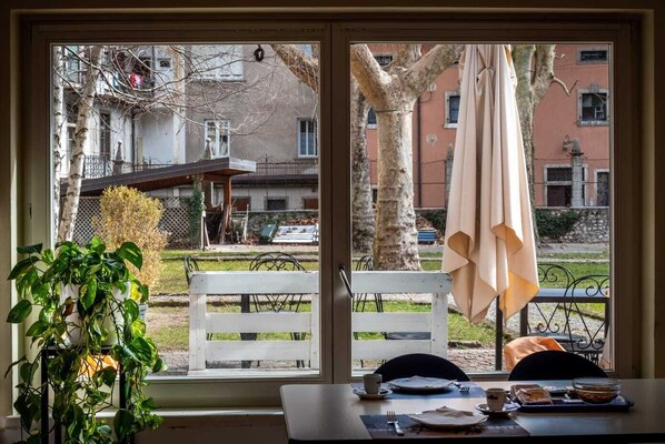 Free daily local cuisine breakfast - Ostello Rovereto (Rovereto)