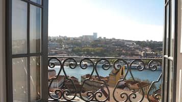 Habitación doble estándar, vista al río | Vista desde la habitación