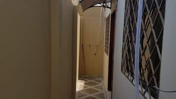 Apartment, 2 Bedrooms | Courtyard view