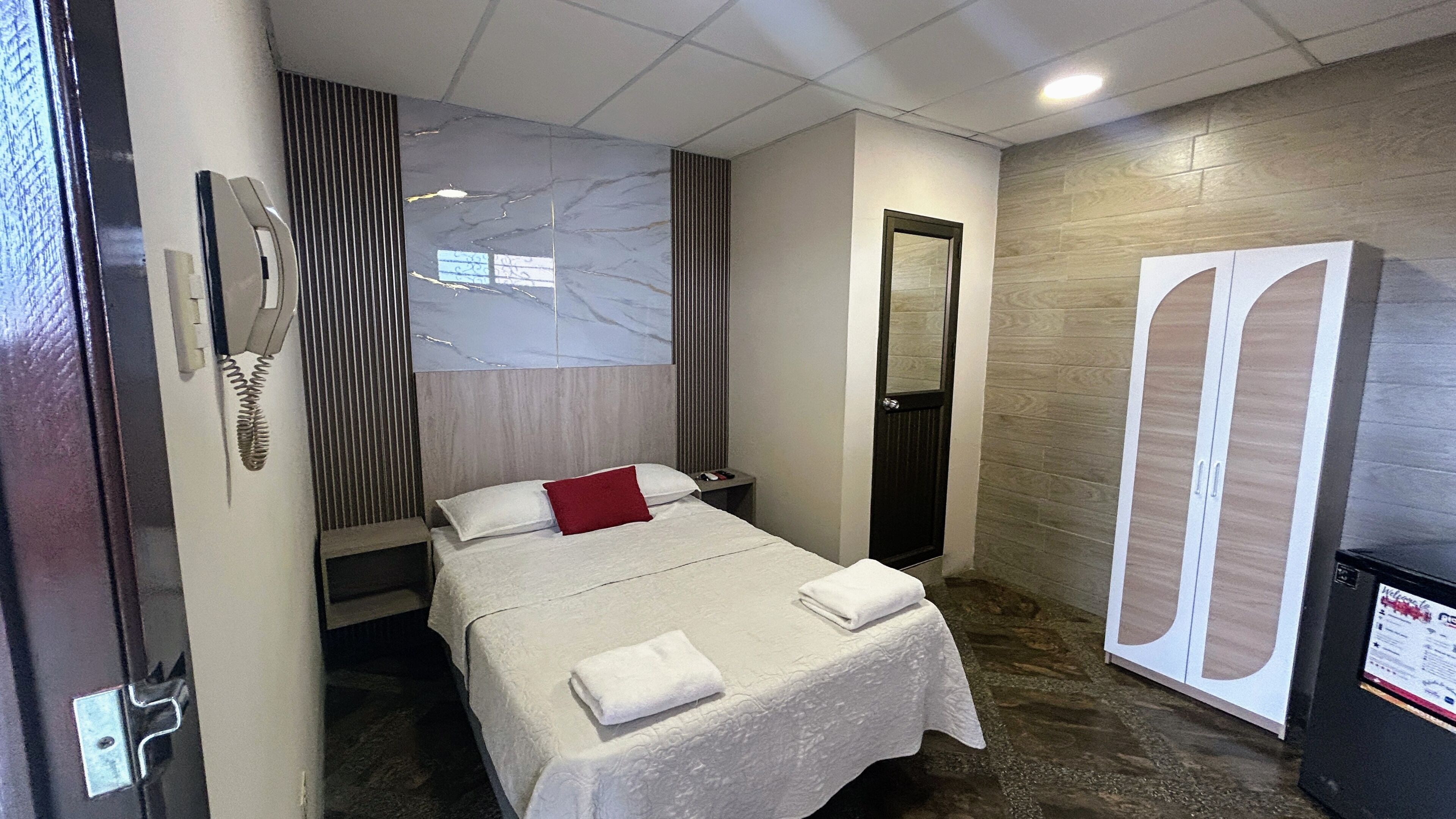 Comfort Double Room | 1 bedroom, blackout curtains, free WiFi, bed sheets