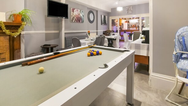 Billiards - Hotel Mj Kingsway, Cleethorpes Seafront (Cleethorpes)