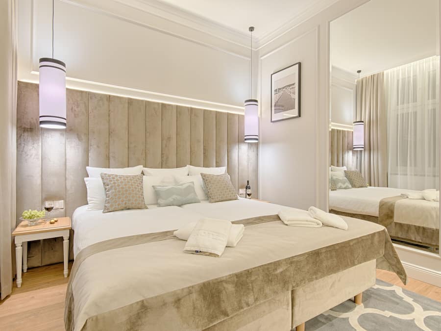 Studio, 1 Double or 2 Twin Beds | 1 bedroom, premium bedding, soundproofing, iron/ironing board