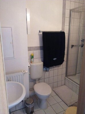Apartment, 1 Bedroom | Bathroom - Ferienwohnung Birgit (Erfurt)