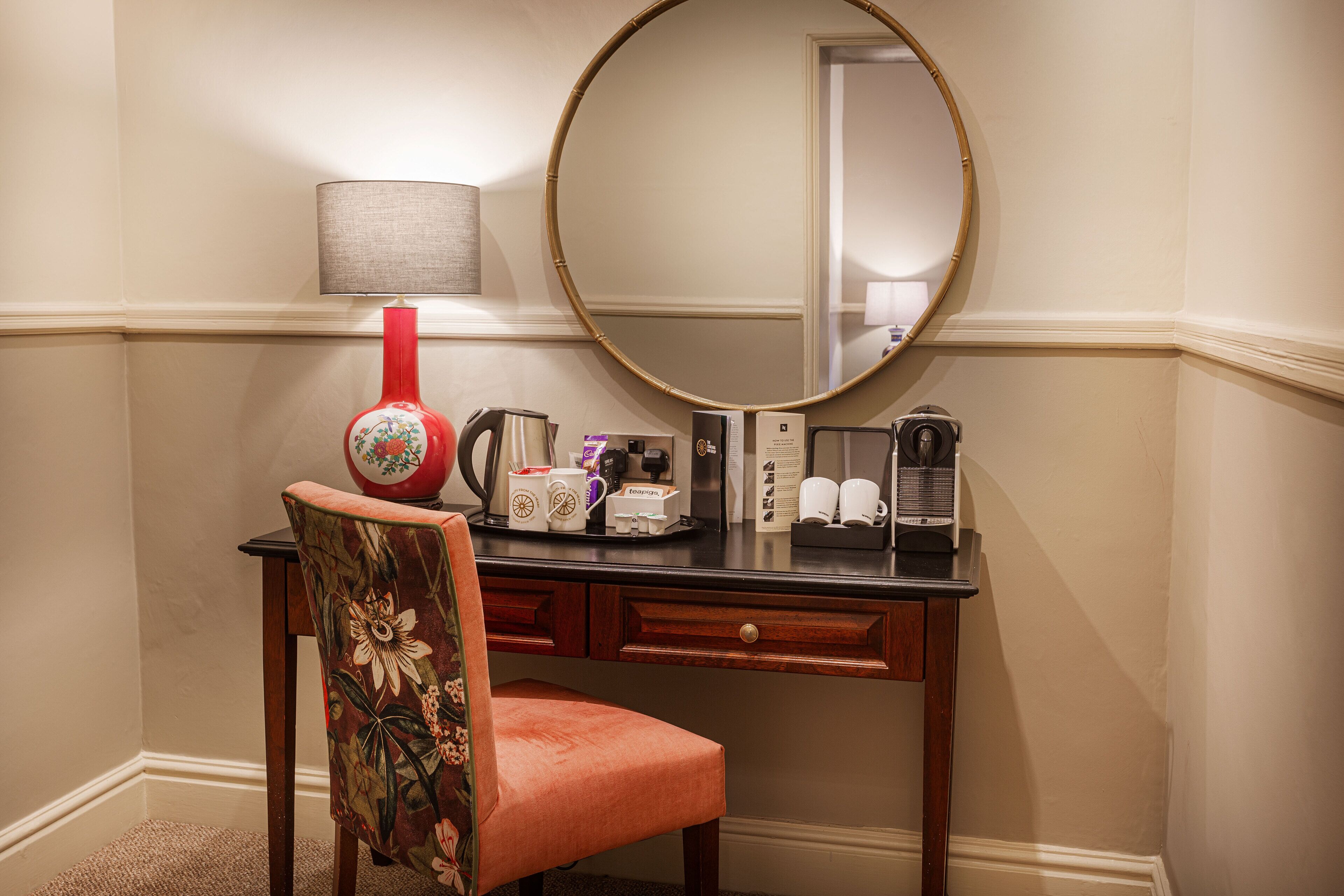 superior double room | 1 bedroom, premium bedding, desk, blackout curtains