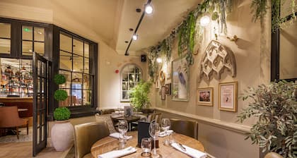 Wynnstay Hotel, Oswestry, Shropshire