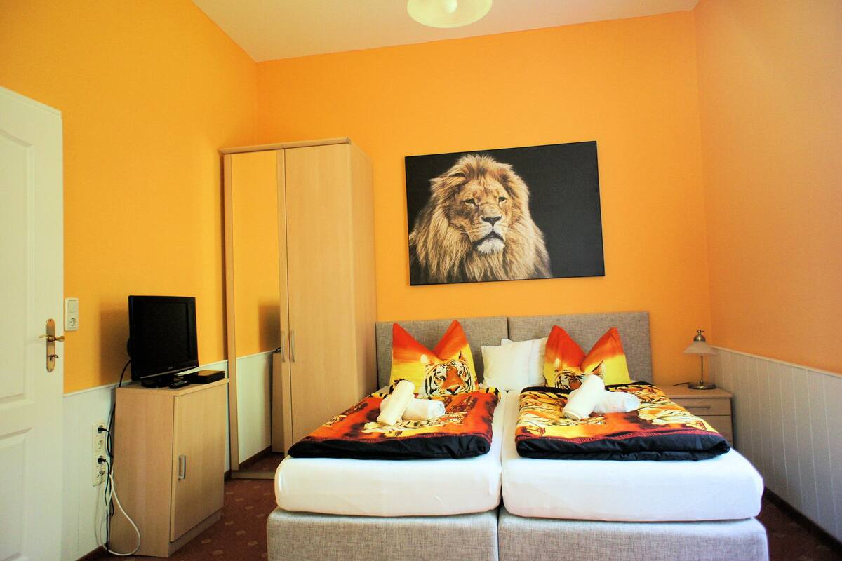 1 bedroom, minibar, in-room safe