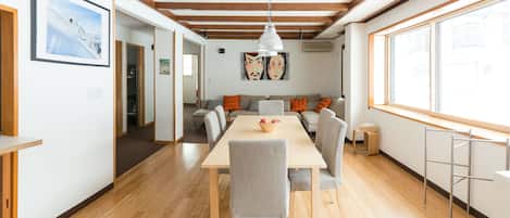Apartment, 3 Bedrooms, Kitchen ( 101 ) | Living area