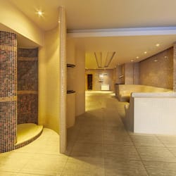 Sauna, tina de hidromasaje, aguas termales y baño turco o hammam