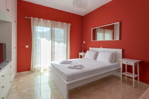 6 habitaciones, caja de seguridad en la habitación y escritorio 