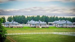 Mountain view - Eezi Bookings Dullstroom - Private Rentals (Dullstroom)