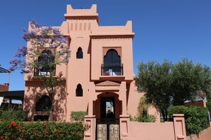 Front of property - Villa Zahoua (Marrakech)
