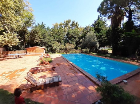 Seasonal outdoor pool