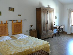 Tremannsrom | Sengetøy av topp kvalitet, individuelt dekorert og individuelt innredet