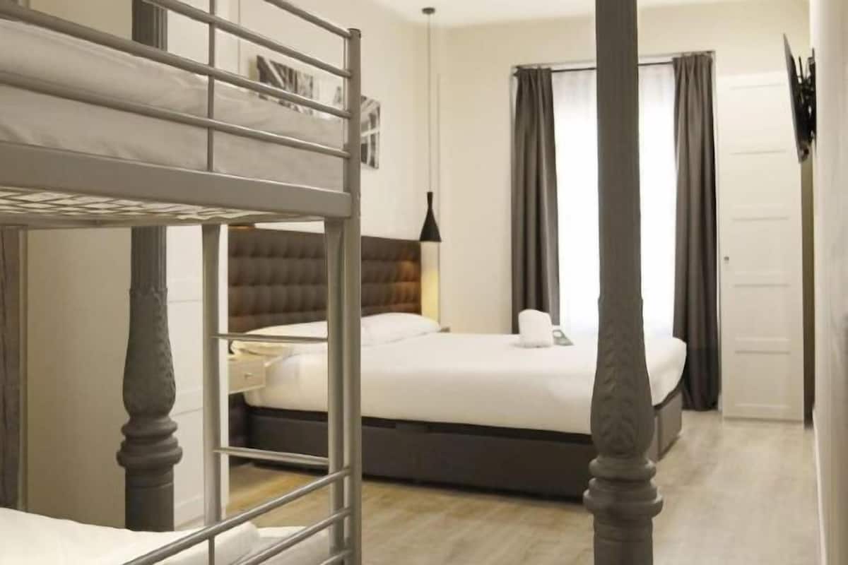 1 bedroom, pillow-top beds, minibar, individually decorated