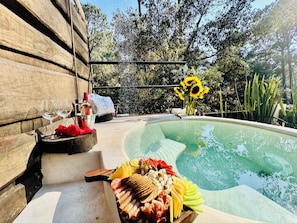 Bañera de hidromasaje interior