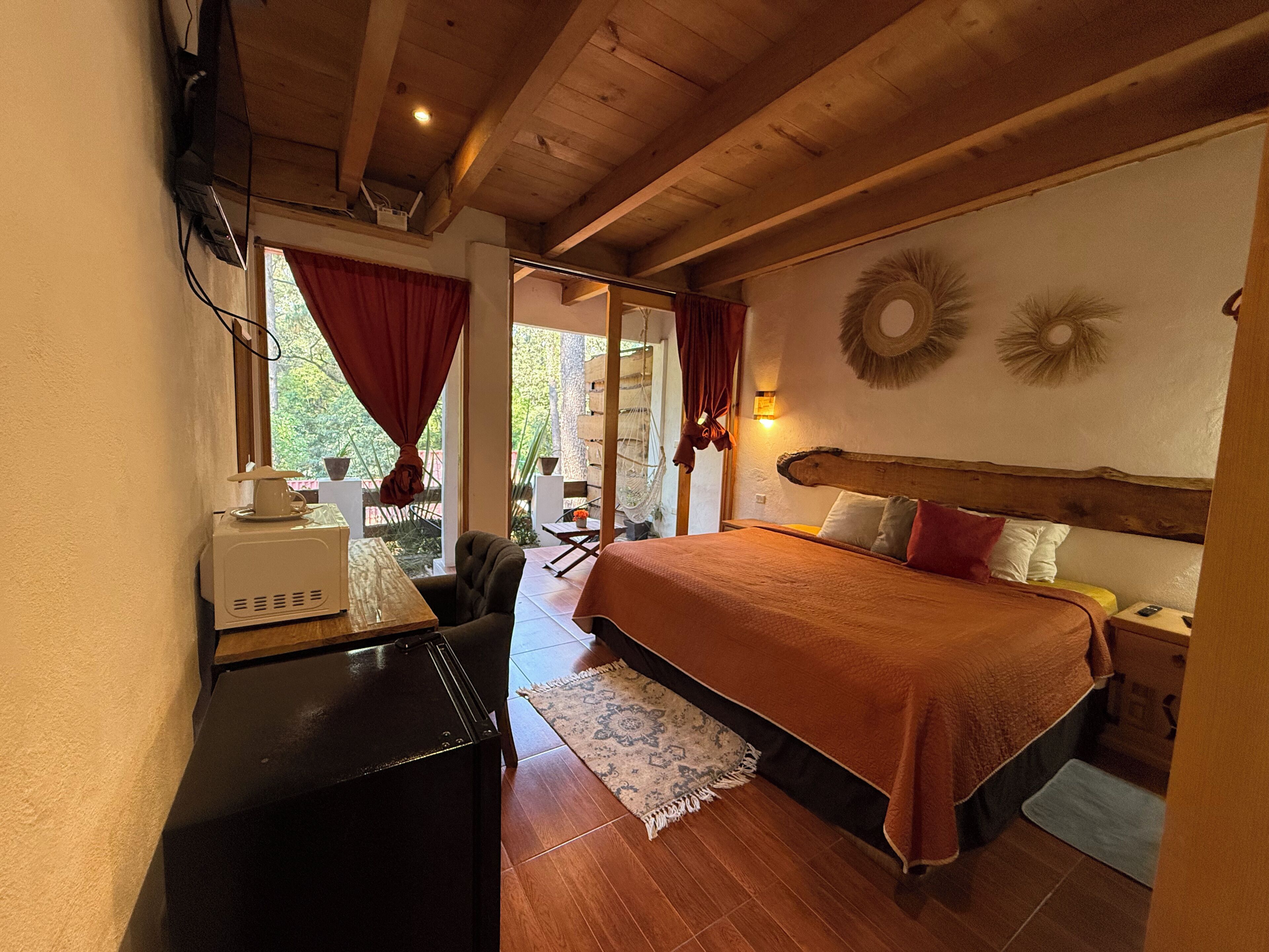 Deluxe Room, 1 King Bed