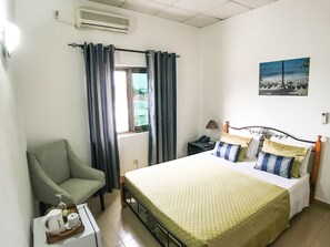 Cots/infant beds, free WiFi, bed sheets