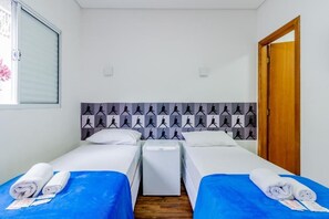 Habitació Deluxe | Minibar, roba de llit i habitacions accessibles amb cadira de rodes 