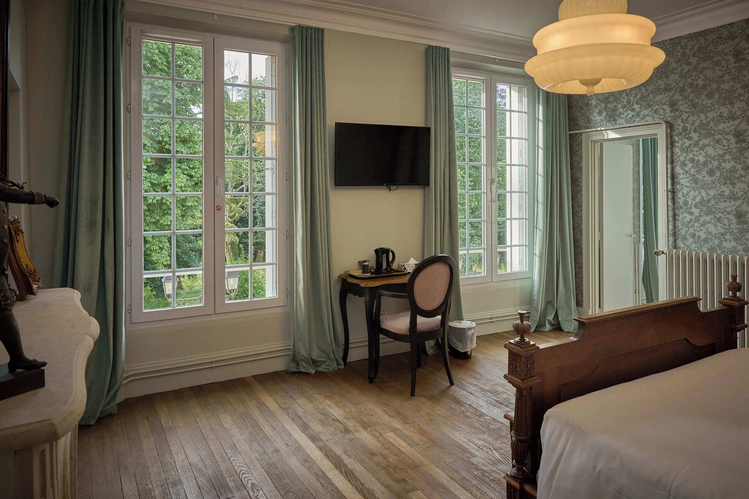 Décoration personnalisée, ameublement personnalisé, bureau