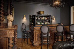 Bar (on property) - Château Du Bois Guibert (Bonneval)