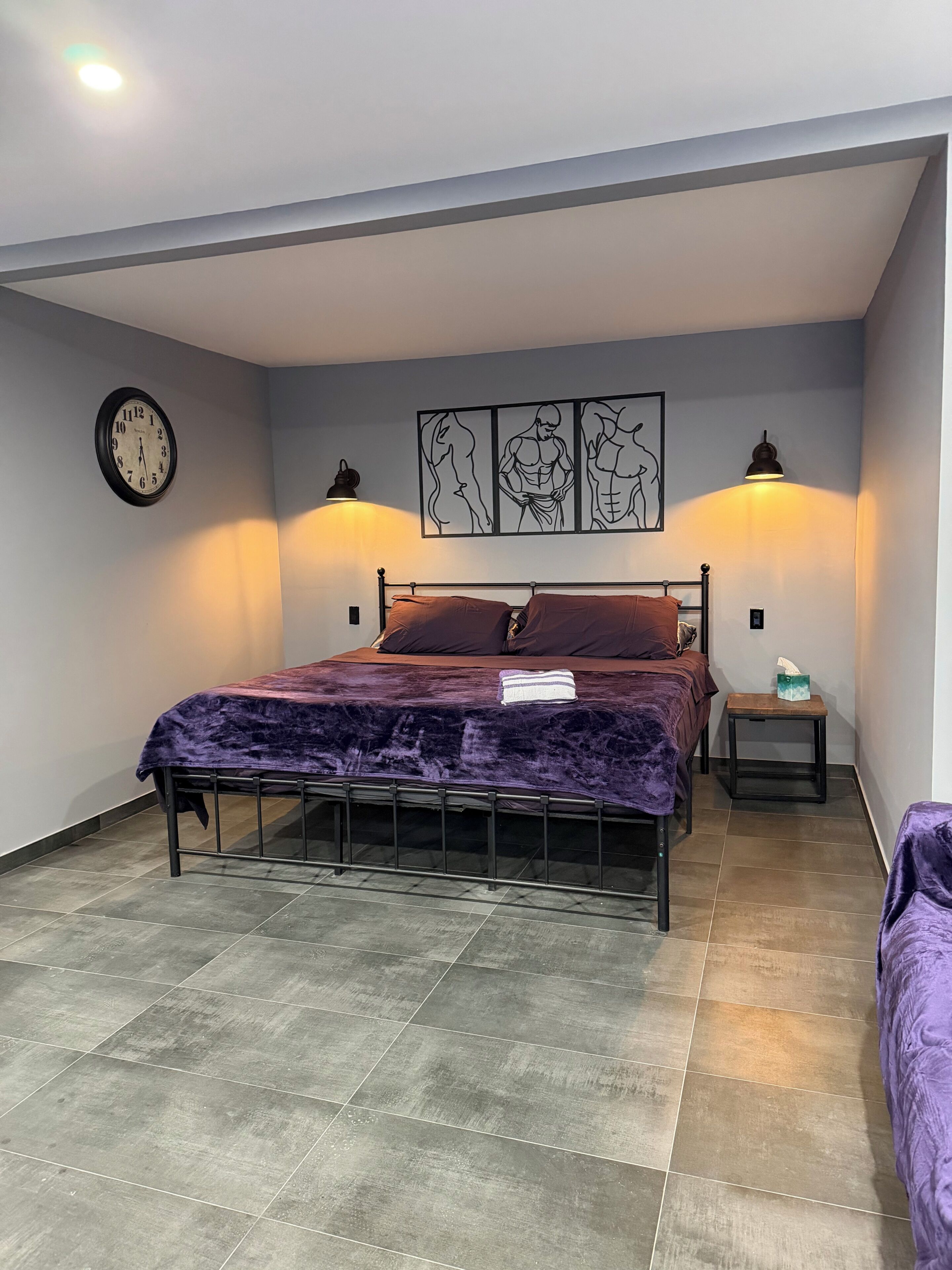 Deluxe Suite | In-room safe, individually decorated, individually furnished
