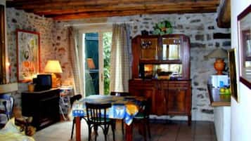 Cottage (2 pers) | Coin séjour