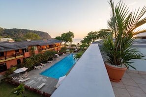 Vista al agua