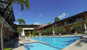 Outdoor pool - Mar Arena 27 Apartment (Jacó)
