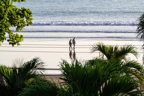 Deluxe Apartment, 2 Bedrooms, Oceanfront | Beach/ocean view - Mar Arena 27 Apartment (Jacó)