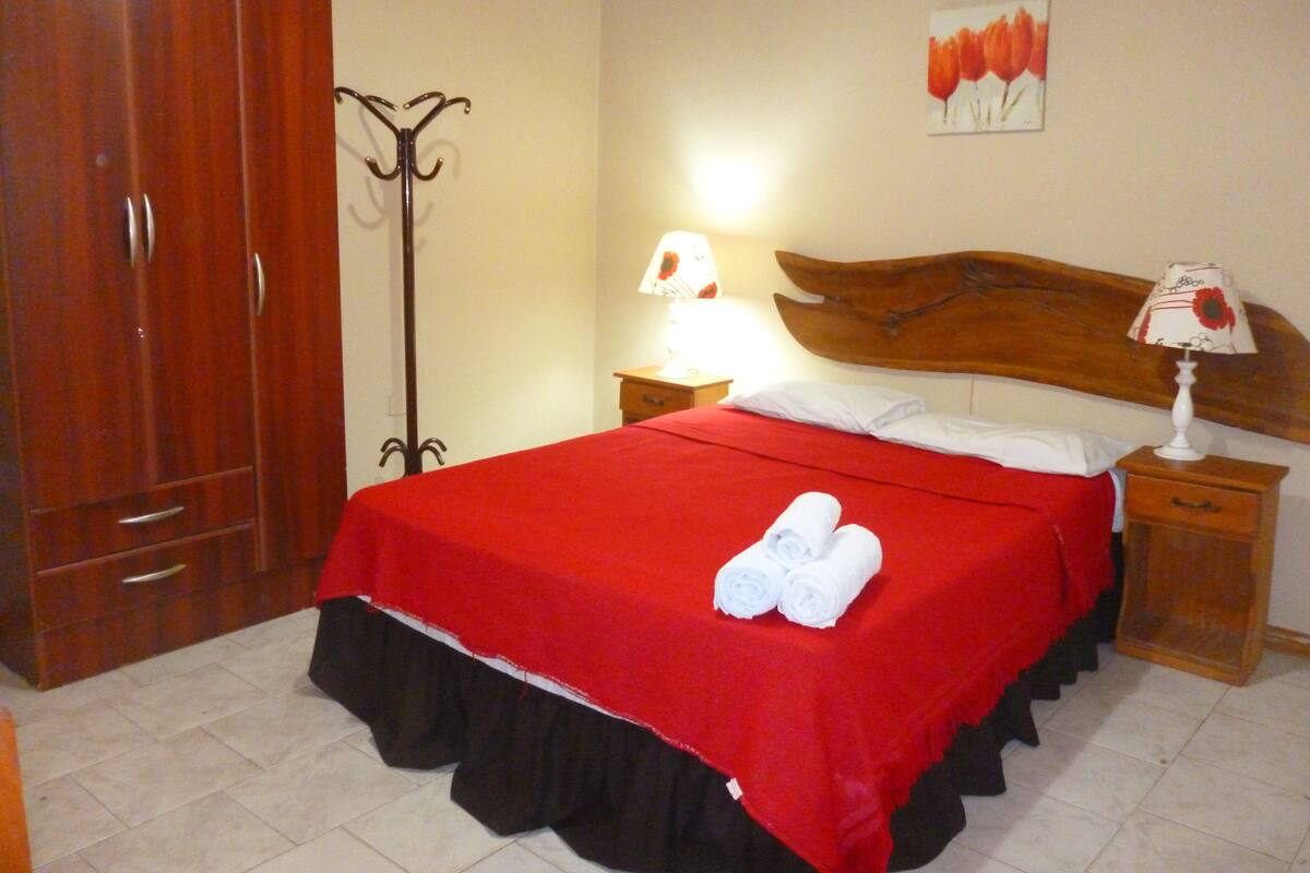 Double Room, 1 Double Bed, Private Bathroom | Minibar, free cots/infant beds