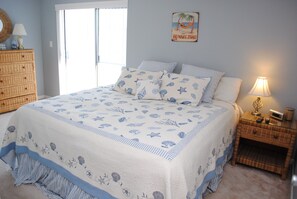 3 makuuhuonetta, silitysrauta/-lauta, Wi-Fi, vuodevaatteet