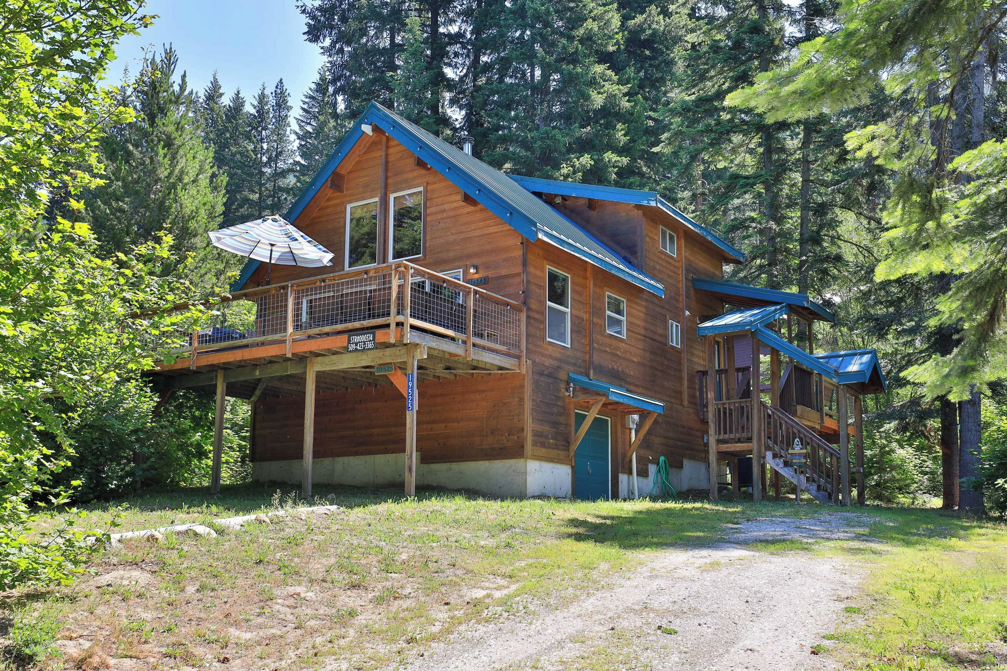 Leavenworth Cabin 3 Mi to Lake Wenatchee: Hot Tub!