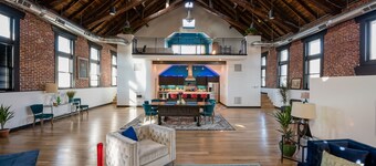 Luksuriøs, Modern Urban Sanctuary & Beautiful udendørs område: 6bd / 7ba, 18 sovepladser