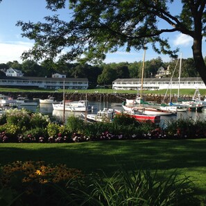 Marina - Quaint Ogunquit Condo 5 Min.Walk To Perkins Cove & Marginal Way (Ogunquit)