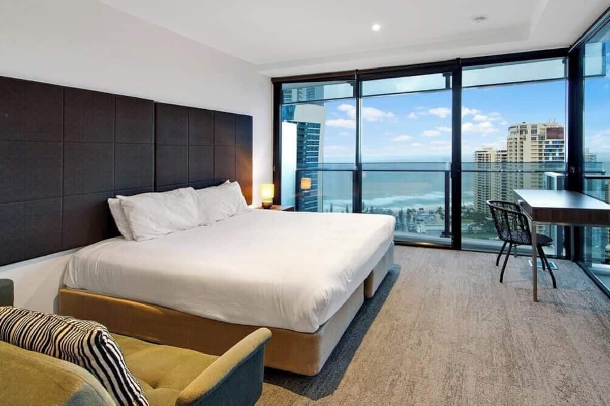 Level 29 Design Apartment, 2 Bedrooms, Ocean View | City view
