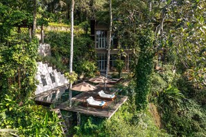 Property grounds - Villa Kalisha - Romantic Honeymoon or Family Getaway in Ubud (Tegallalang)