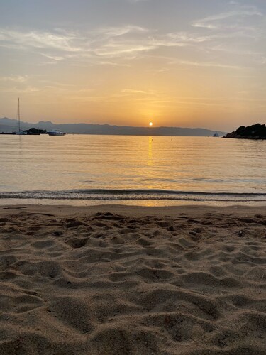 Ca’ Giulia Baja Sardinia-Costa Smeralda. Lovely sea view villa with garden. 