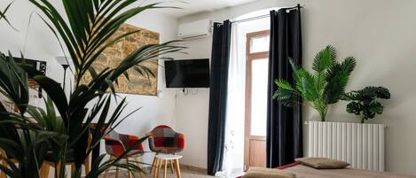 1 quarto, ferros/tábuas de passar roupa, Wi-Fi de cortesia