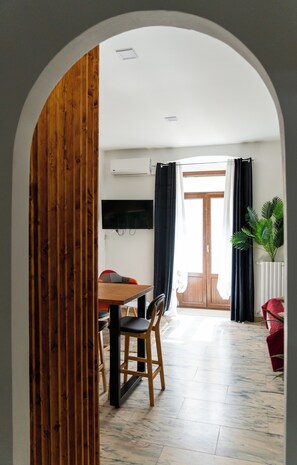 Interior - THE MOUNTAIN OMBELIC - Studio apartment deluxe (Piazza Armerina)