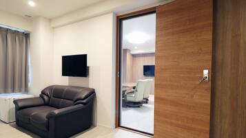 Quarto executivo | Cofres nos quartos, individualmente decorados, Wi-Fi de cortesia