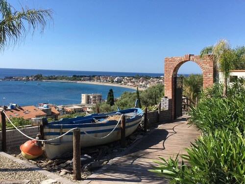 *Luxury* VILLA VITTORIO* Taormina, Etna & SEAVIEW