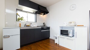 Apartment house | Private kitchenette - Nipponbashi Harvest Inn 3F (Osaka)