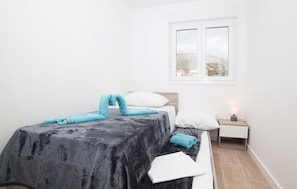 2 bedrooms, free WiFi, bed sheets