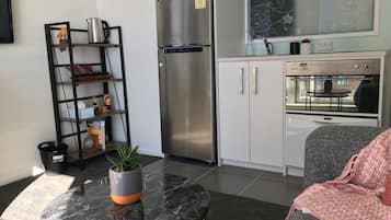 City Apartment, 2 Bedrooms, Balcony, Harbor View | Private kitchenette | Full-size fridge, microwave, oven, stovetop