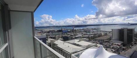 City Apartment, 2 Bedrooms, Balcony, Harbour View | Beach/ocean view