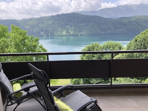 Sunny 2 room apartment with a fantastic view of Lake Millstatt