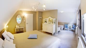9 habitaciones, tabla de planchar con plancha y wifi